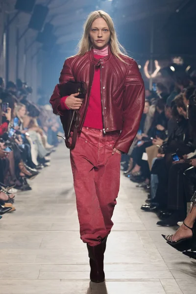 Look 33